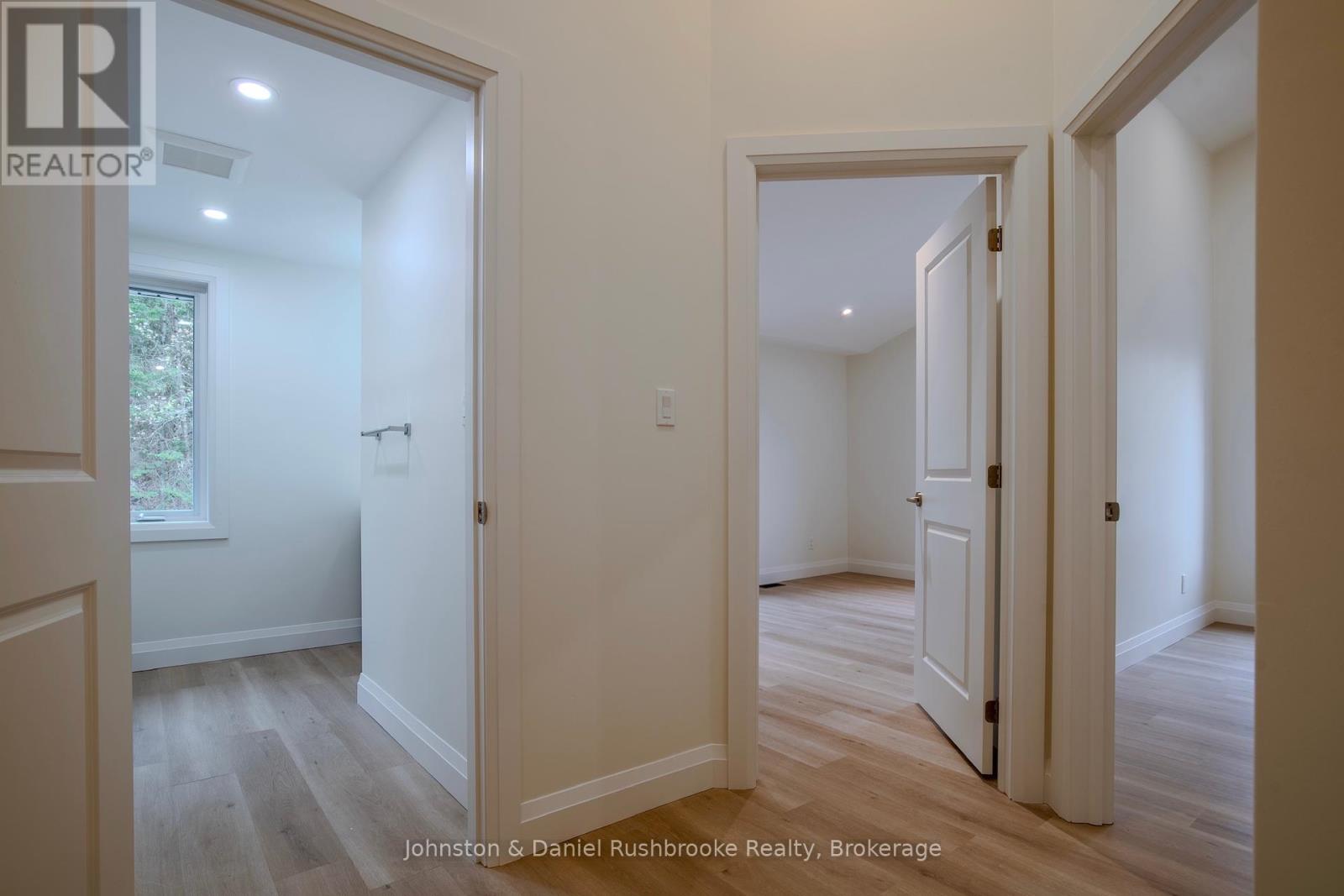 1267 Silver Lake Road, Gravenhurst, Ontario  P1P 1V5 - Photo 16 - X12155616
