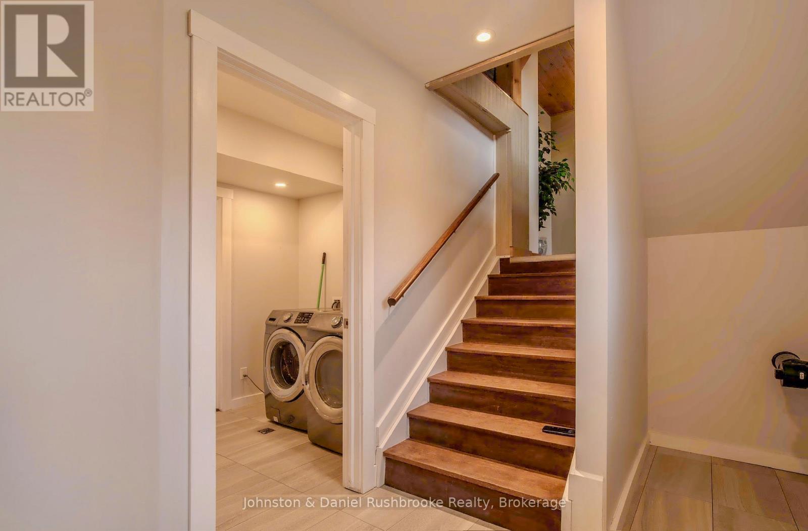 1267 Silver Lake Road, Gravenhurst, Ontario  P1P 1V5 - Photo 22 - X12155616