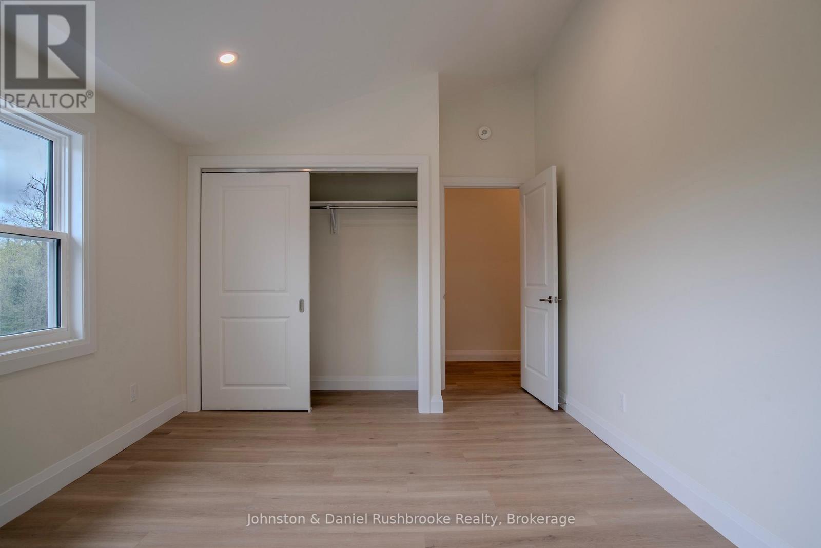 1267 Silver Lake Road, Gravenhurst, Ontario  P1P 1V5 - Photo 14 - X12155616