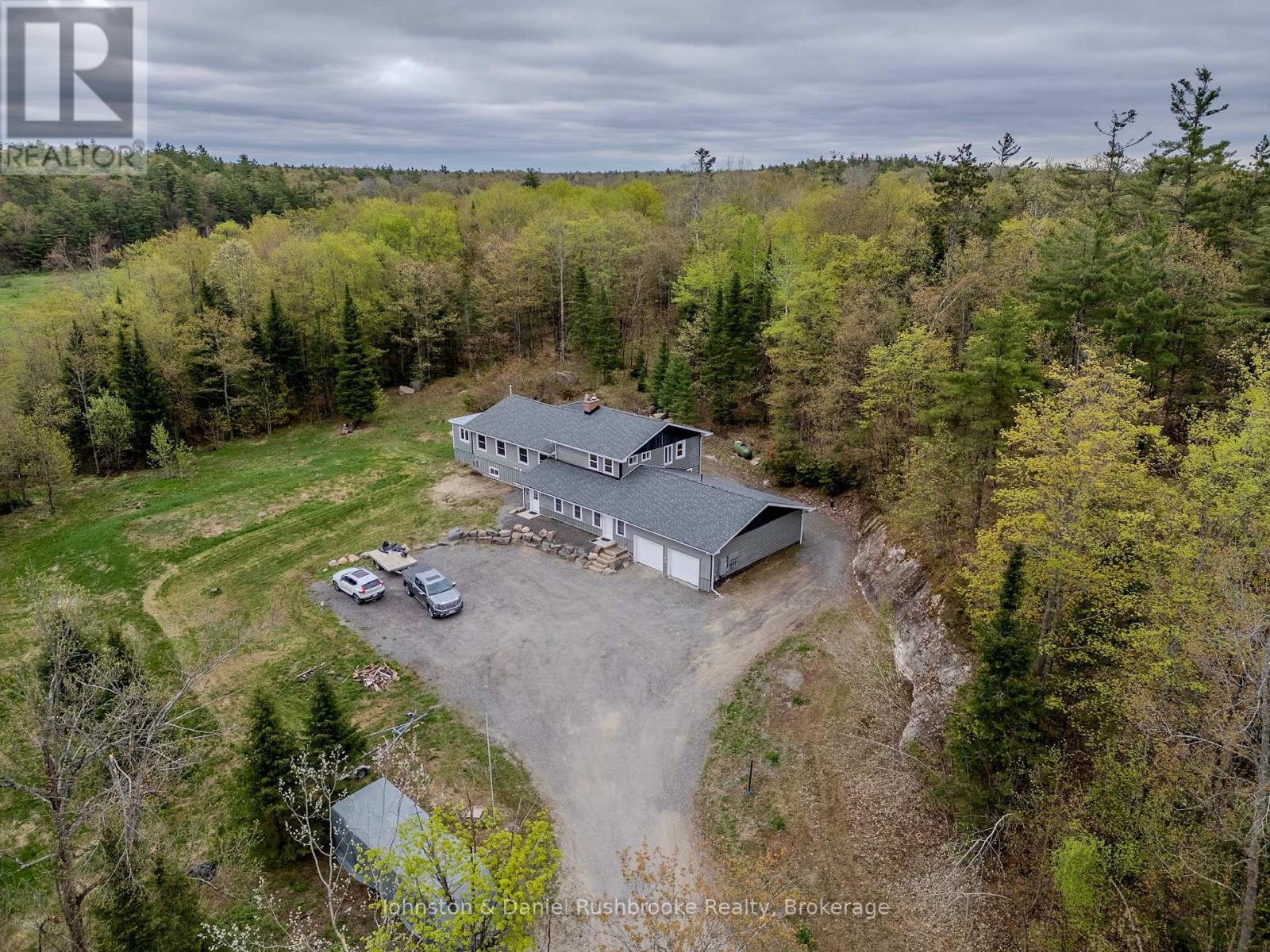 1267 Silver Lake Road, Gravenhurst, Ontario  P1P 1V5 - Photo 3 - X12155616