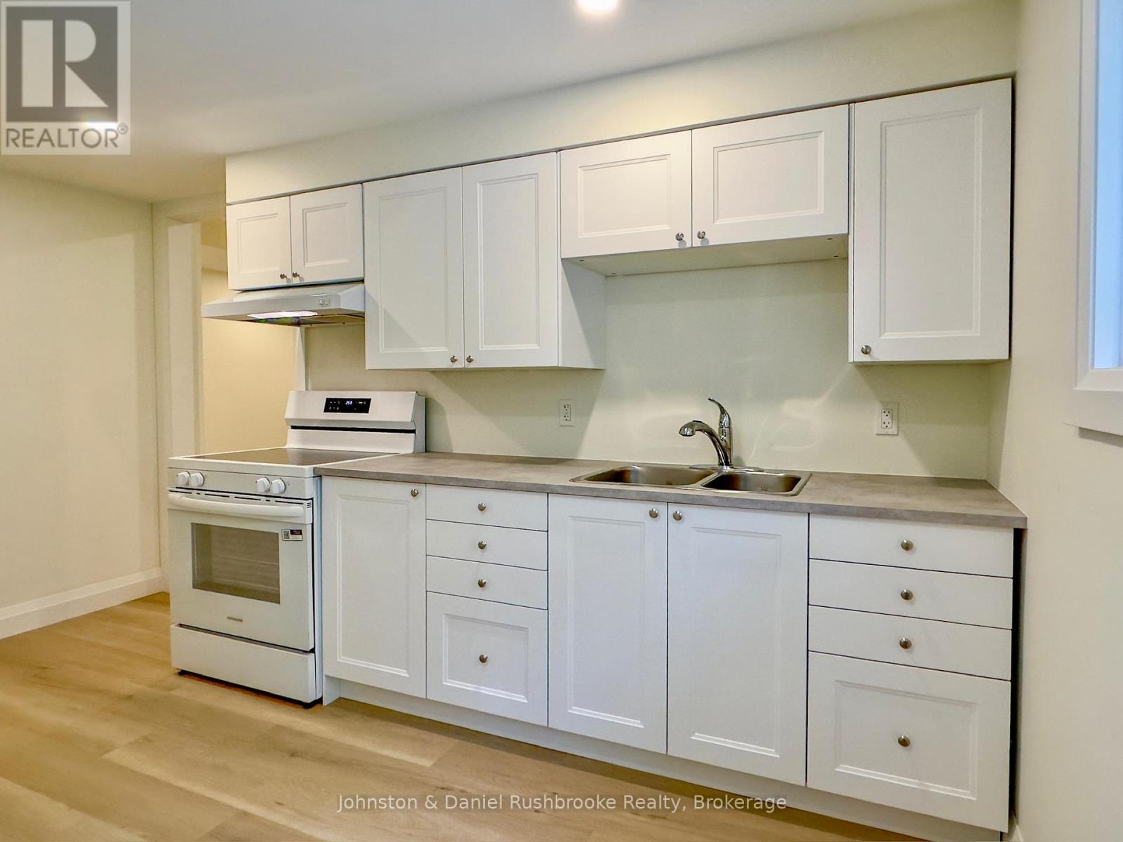 1267 Silver Lake Road, Gravenhurst, Ontario  P1P 1V5 - Photo 30 - X12155616
