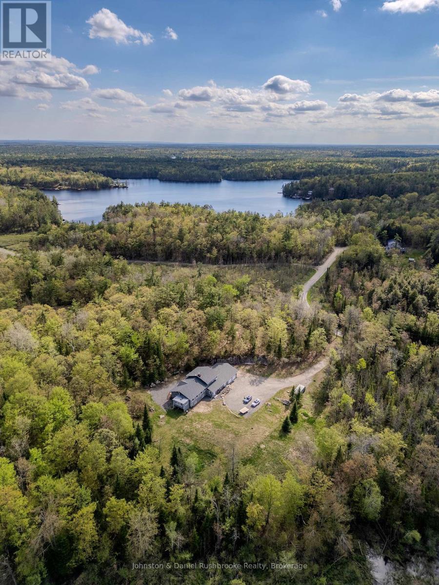 1267 Silver Lake Road, Gravenhurst, Ontario  P1P 1V5 - Photo 48 - X12155616