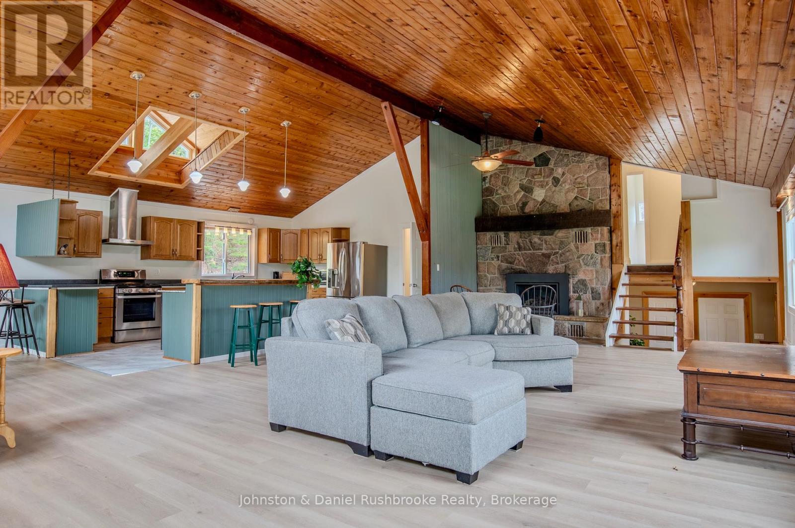 1267 Silver Lake Road, Gravenhurst, Ontario  P1P 1V5 - Photo 6 - X12155616