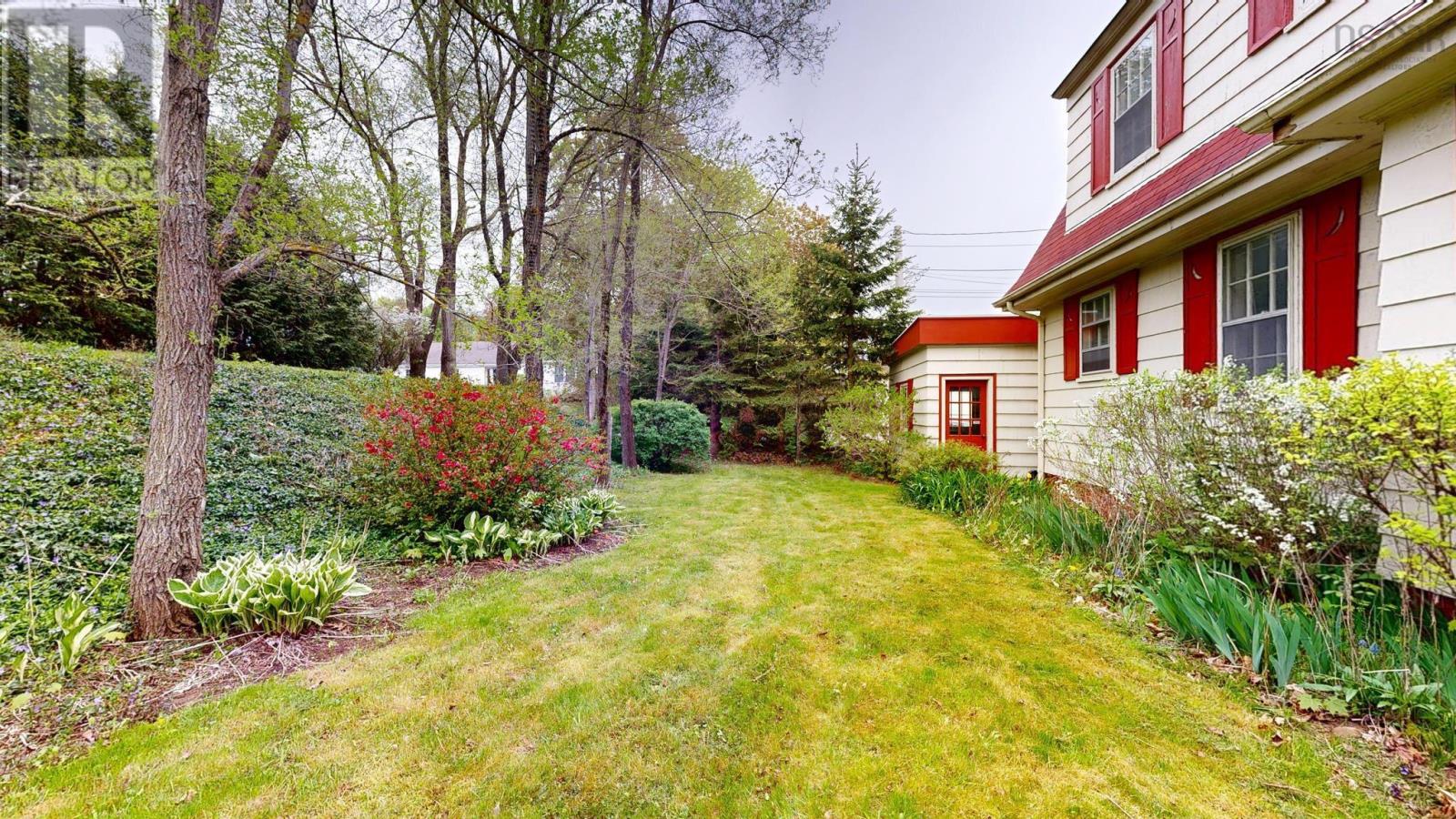 40 Park Street, Kentville, Nova Scotia  B4N 1M1 - Photo 2 - 202511425
