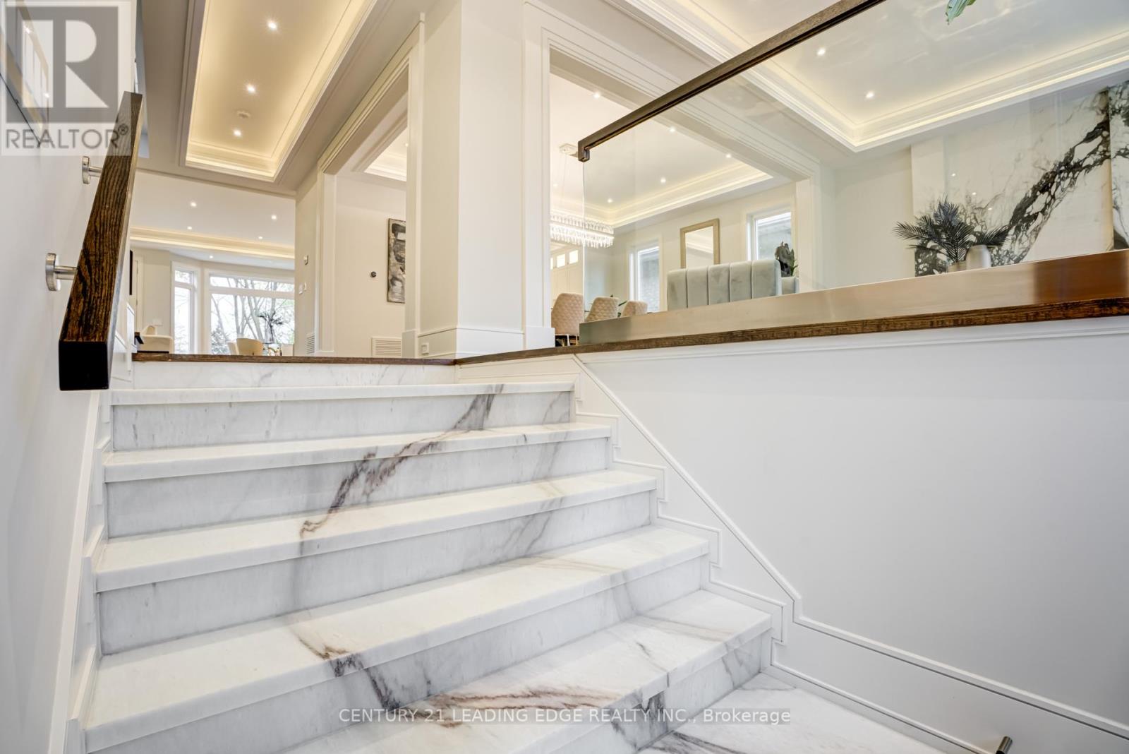 179 Burndale Avenue, Toronto, Ontario  M2N 1T1 - Photo 6 - C12157060