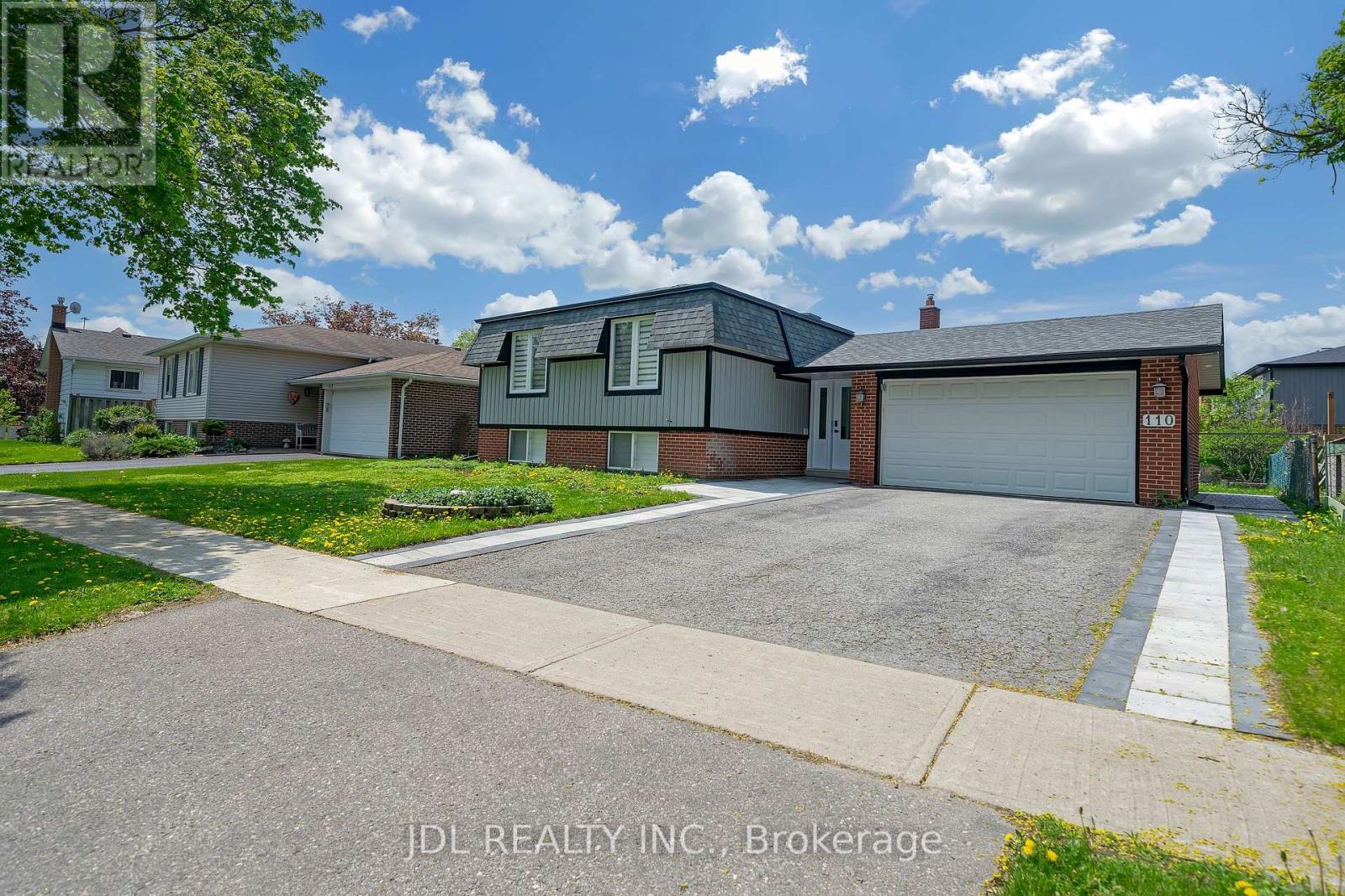 110 Michael Boulevard, Whitby, Ontario  L1N 5V9 - Photo 2 - E12157061