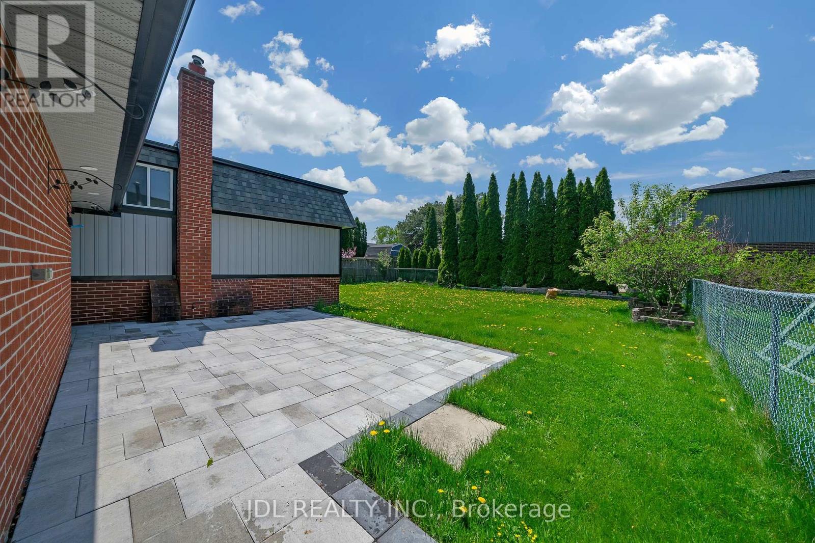 110 Michael Boulevard, Whitby, Ontario  L1N 5V9 - Photo 33 - E12157061
