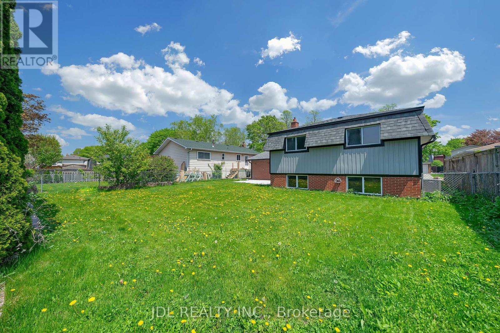 110 Michael Boulevard, Whitby, Ontario  L1N 5V9 - Photo 36 - E12157061