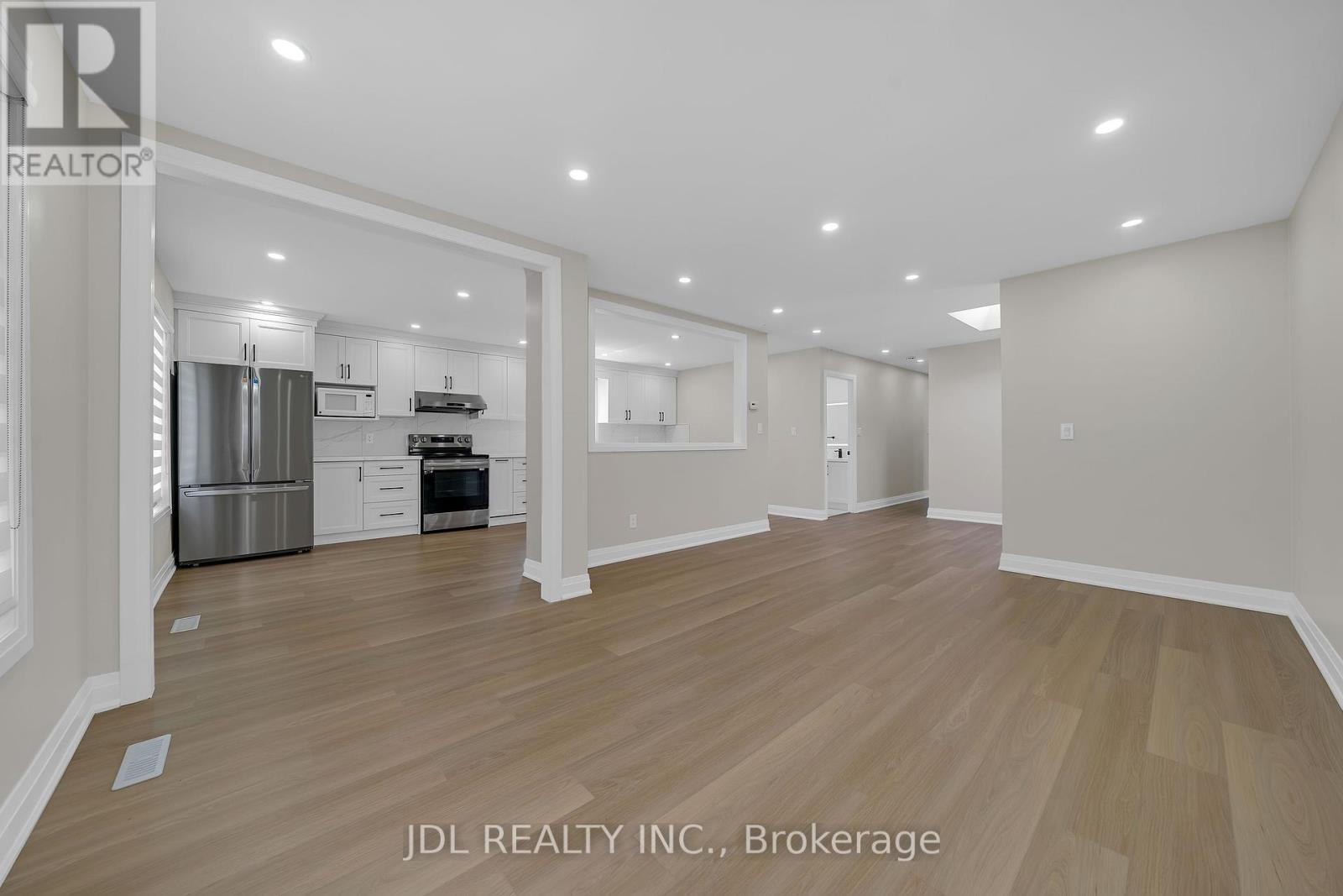 110 Michael Boulevard, Whitby, Ontario  L1N 5V9 - Photo 8 - E12157061