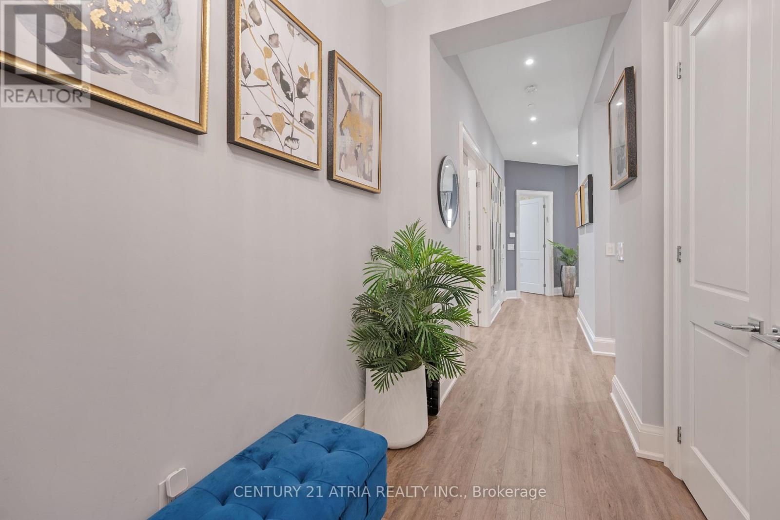 102 - 208 Main Street, Markham (Unionville), Ontario  L3R 6G8 - Photo 14 - N12155023