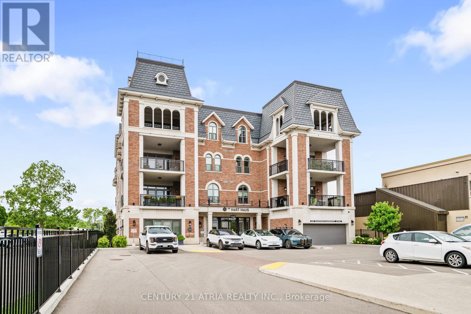 102 - 208 Main Street, Markham (Unionville), Ontario  L3R 6G8 - Photo 5 - N12155023