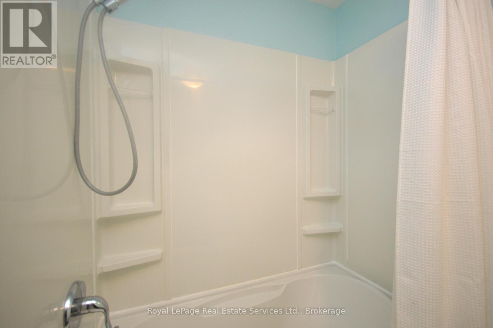 14 - 10 Baker Street, Wasaga Beach, Ontario  L9Z 2H1 - Photo 23 - S12090908