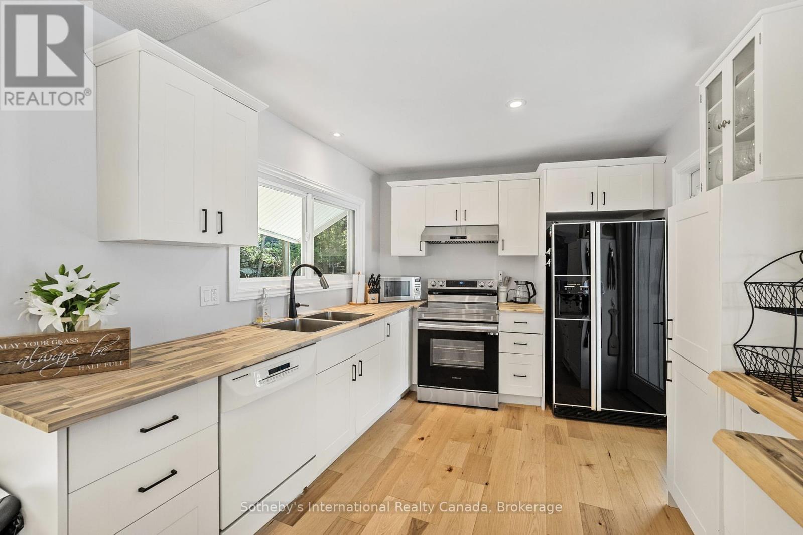 Unit 1 - 1281 Brackenrig Road, Muskoka Lakes, Ontario  P0B 1J0 - Photo 12 - X12148384