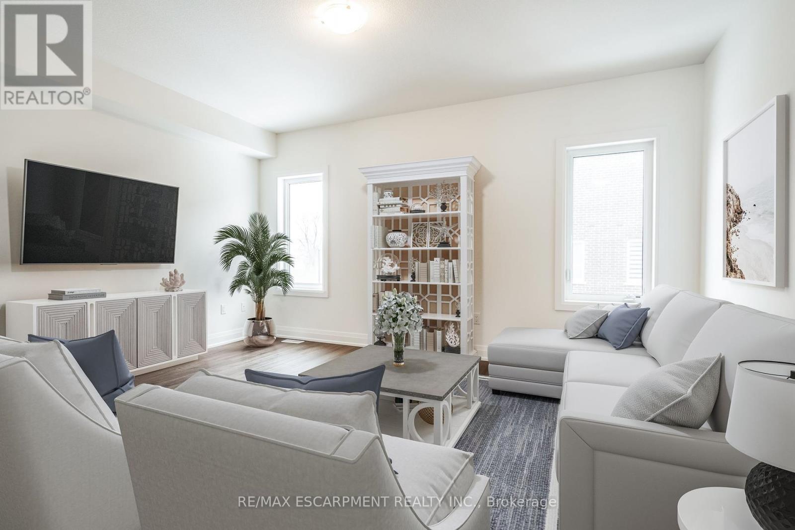 20 Clear Valley Lane, Hamilton, Ontario  L0R 1W0 - Photo 3 - X12157063