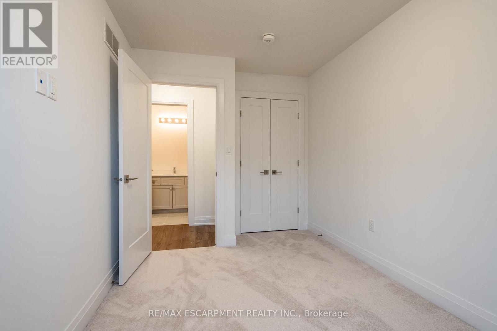 20 Clear Valley Lane, Hamilton, Ontario  L0R 1W0 - Photo 30 - X12157063