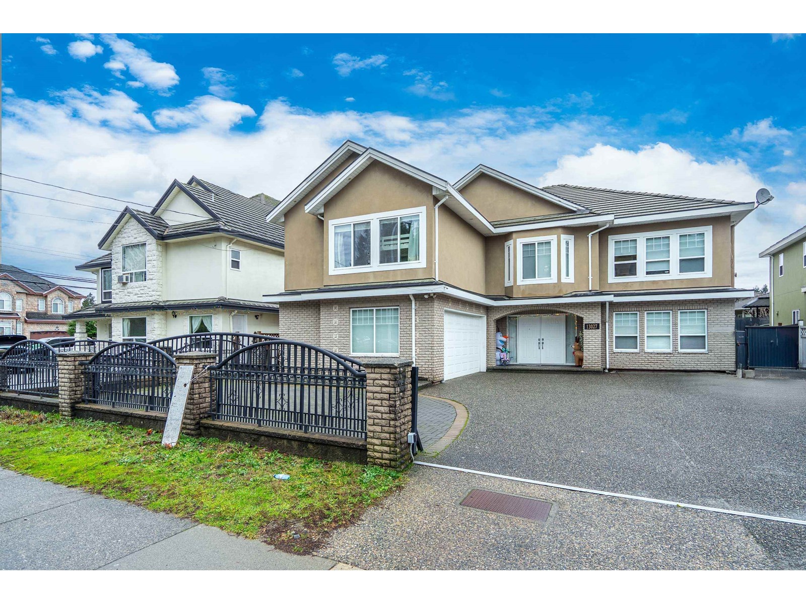 Property at 13027 68 AVENUE image 2