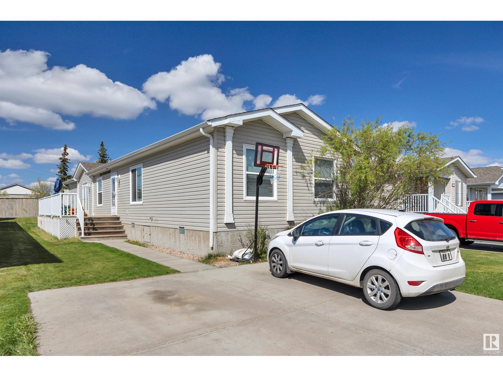 1158 Aspen DR W, Leduc, Alberta
