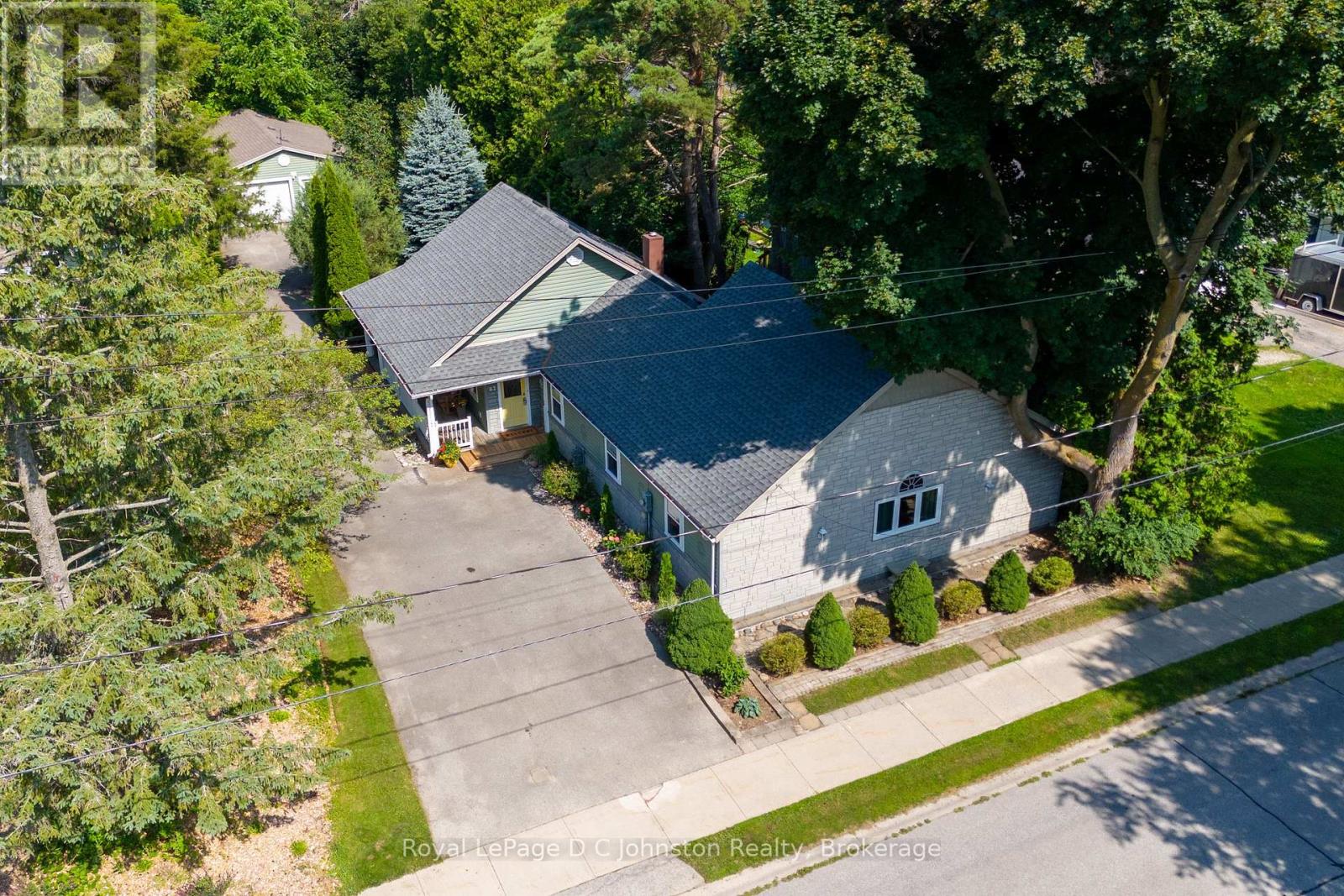 62 GREY STREET N, Saugeen Shores, Ontario