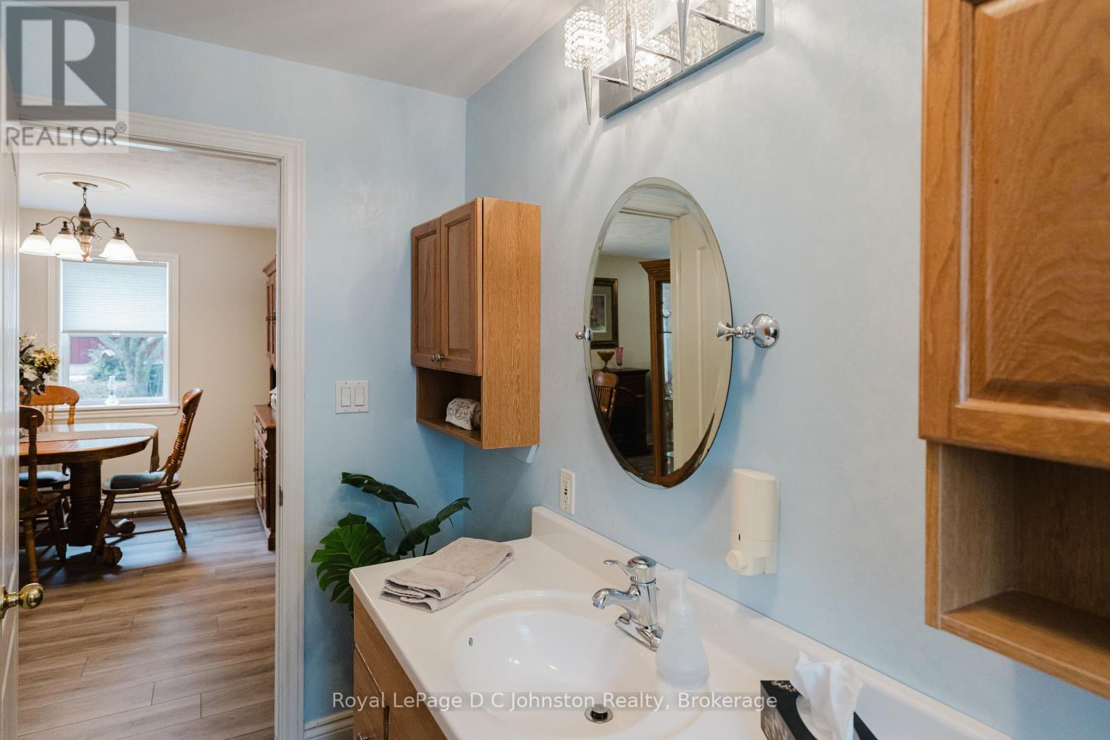 62 Grey Street N, Saugeen Shores, Ontario  N0H 2L0 - Photo 18 - X12157097