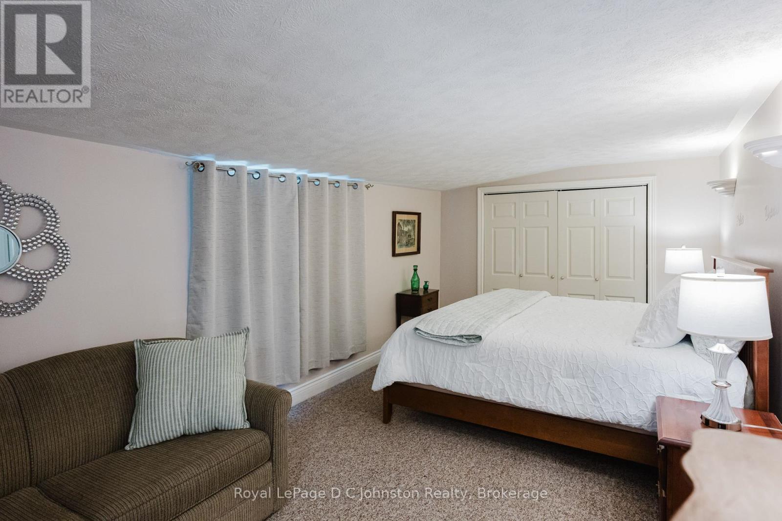 62 Grey Street N, Saugeen Shores, Ontario  N0H 2L0 - Photo 33 - X12157097