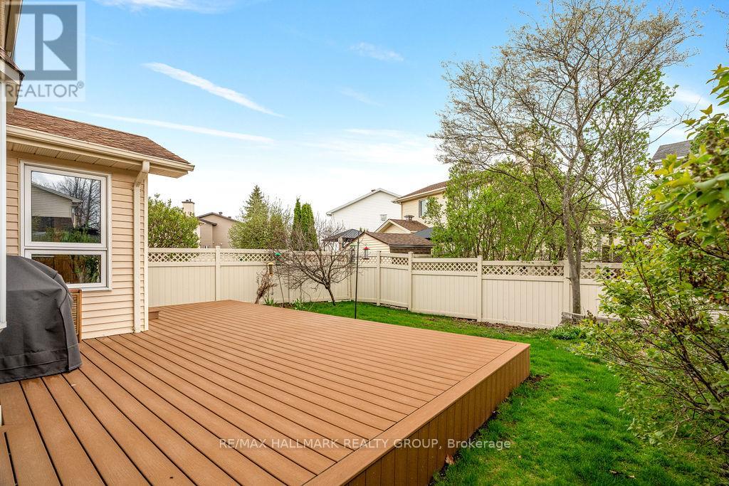 390 Pauline Charron Place, Ottawa, Ontario  K1L 8L3 - Photo 36 - X12157098