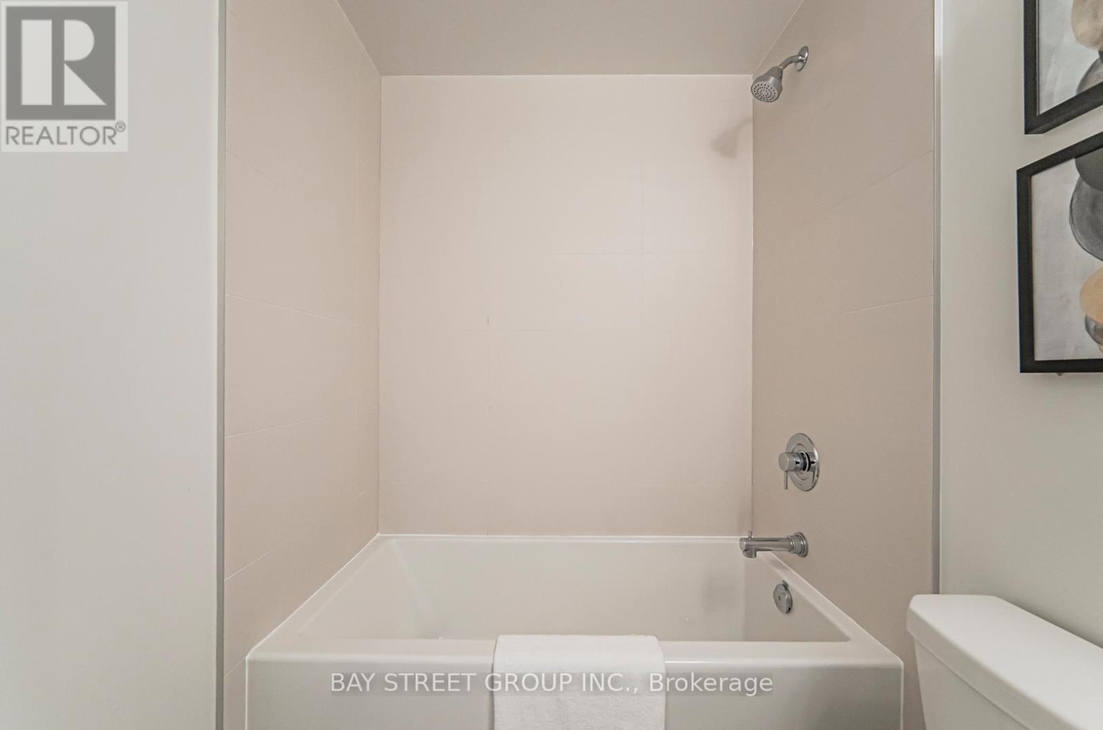 3305 - 8 Widmer Street, Toronto, Ontario  M5V 2E7 - Photo 31 - C12157073