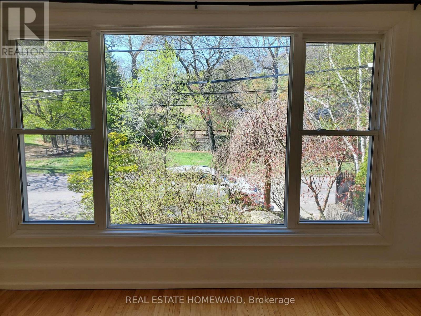 Main Floor - 21 Love Crescent, Toronto, Ontario  M4E 1V6 - Photo 19 - E12157089