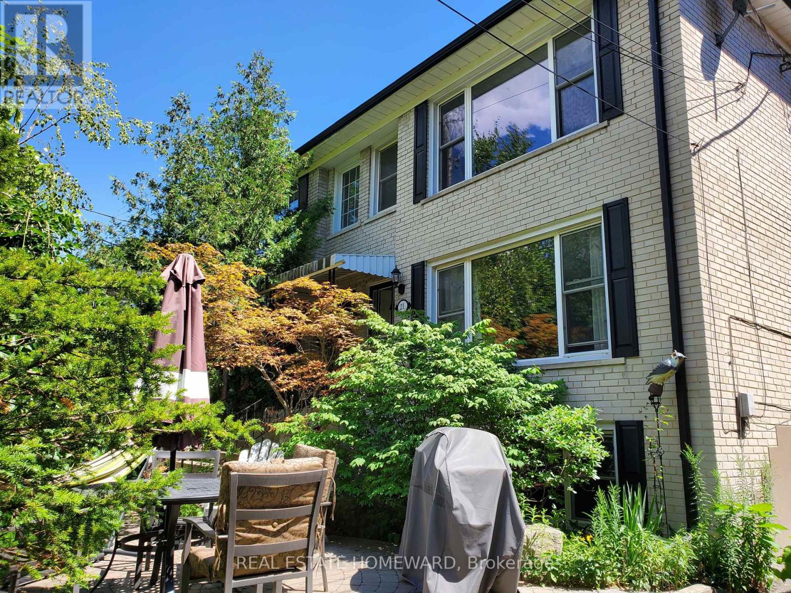 Main Floor - 21 Love Crescent, Toronto, Ontario  M4E 1V6 - Photo 3 - E12157089