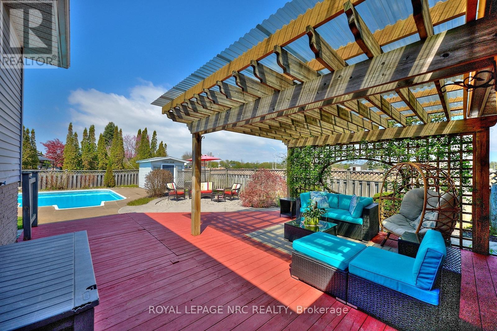 Property at 885 CLARE AVENUE image 3