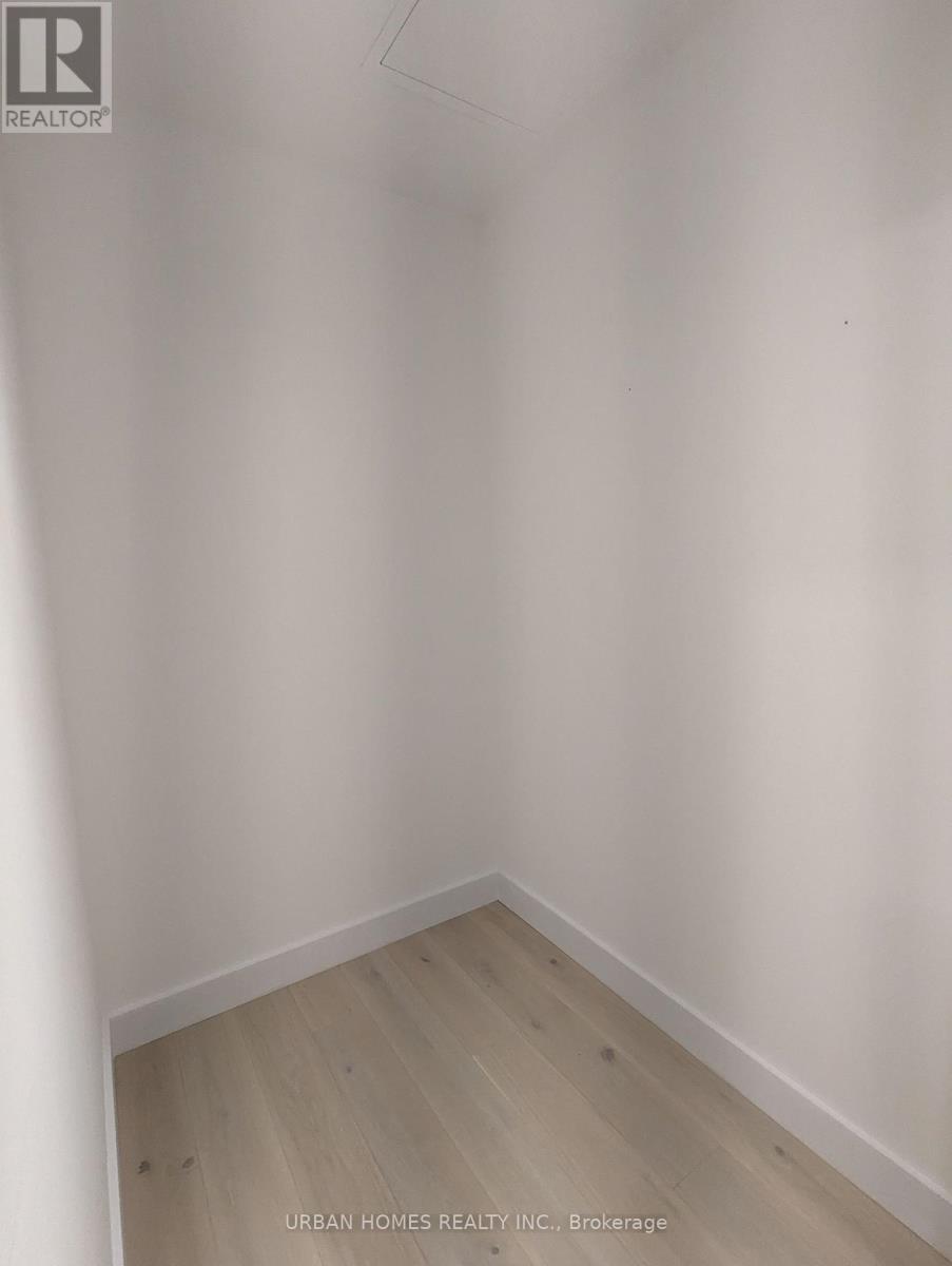 613 - 160 Kingsway Crescent, Toronto, Ontario  M8X 2R2 - Photo 15 - W12157077