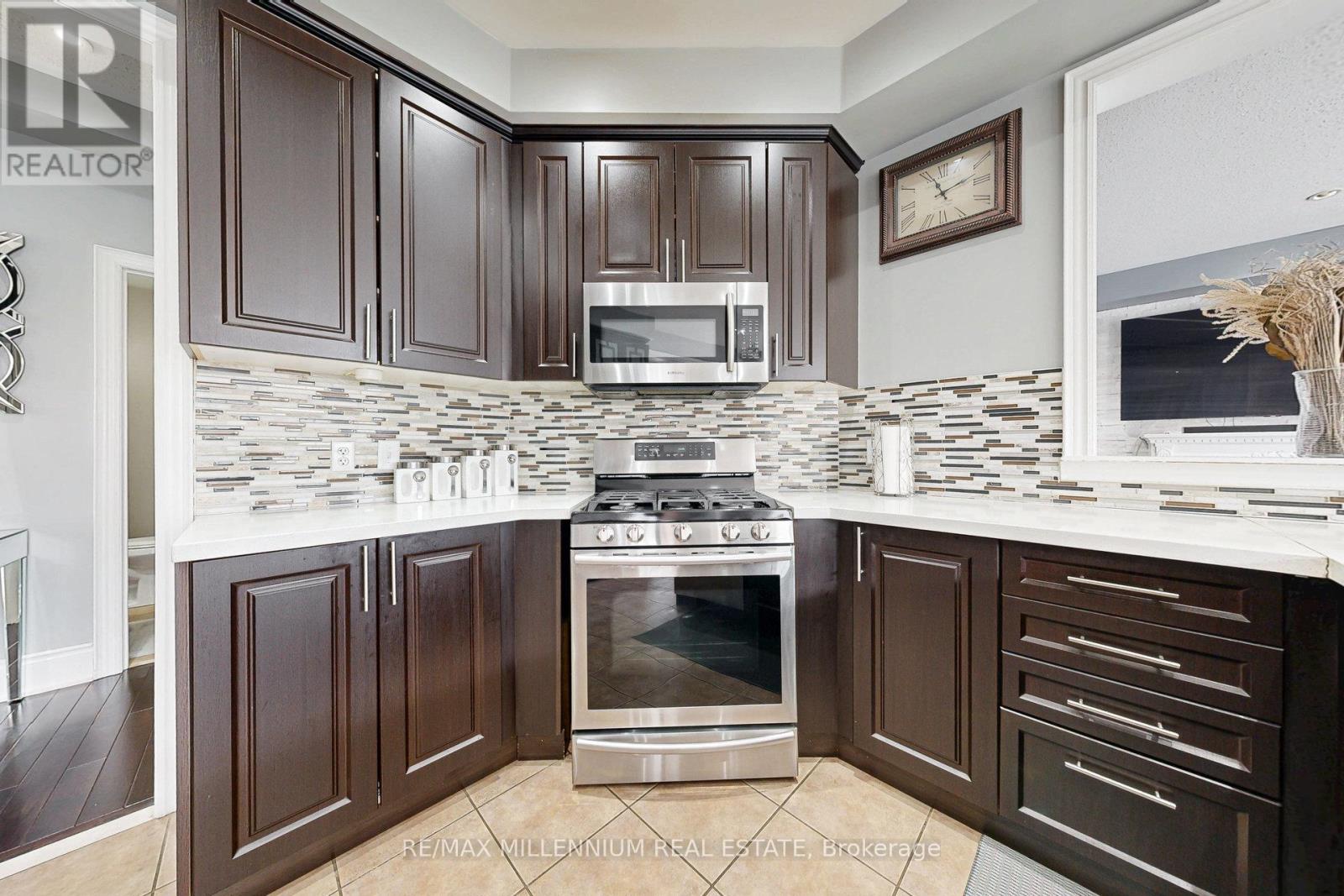 1 Pine Landing Trail, Brampton, Ontario  L6R 3H4 - Photo 15 - W12157084