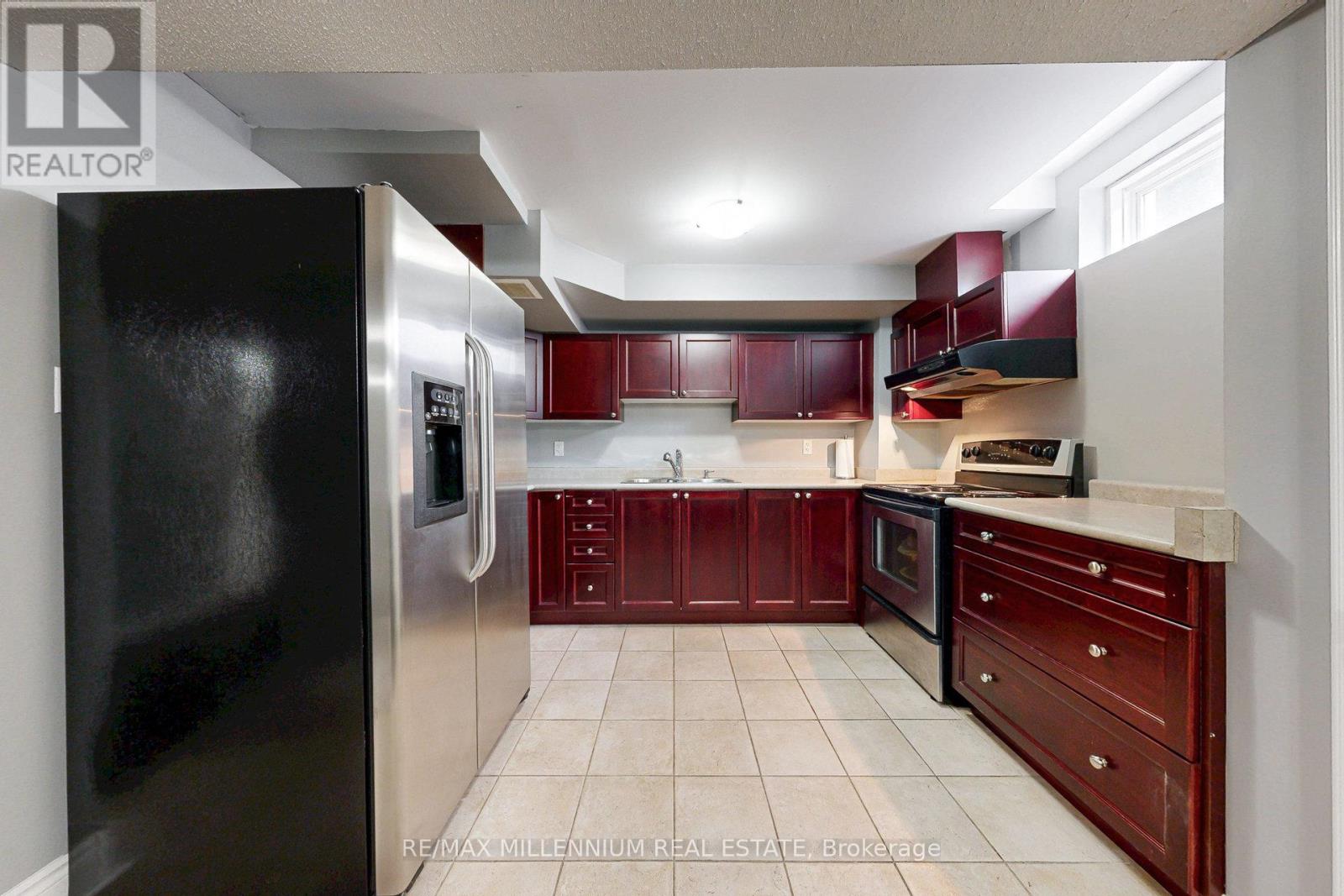 1 Pine Landing Trail, Brampton, Ontario  L6R 3H4 - Photo 40 - W12157084