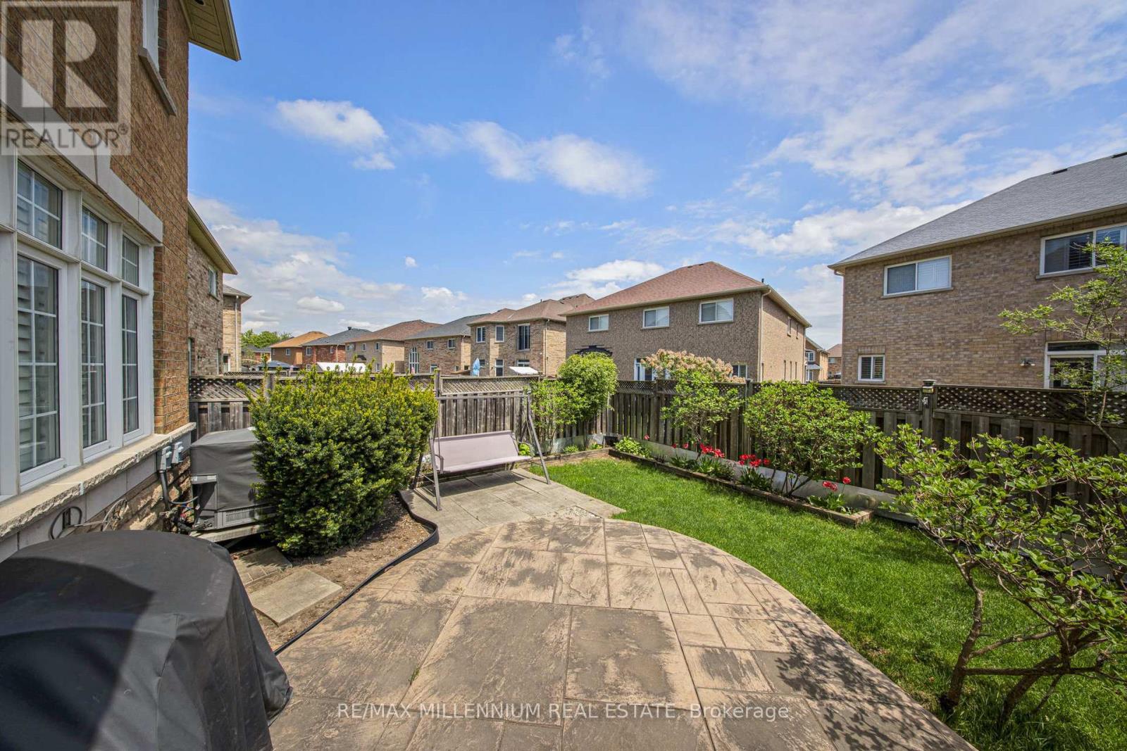 1 Pine Landing Trail, Brampton, Ontario  L6R 3H4 - Photo 46 - W12157084