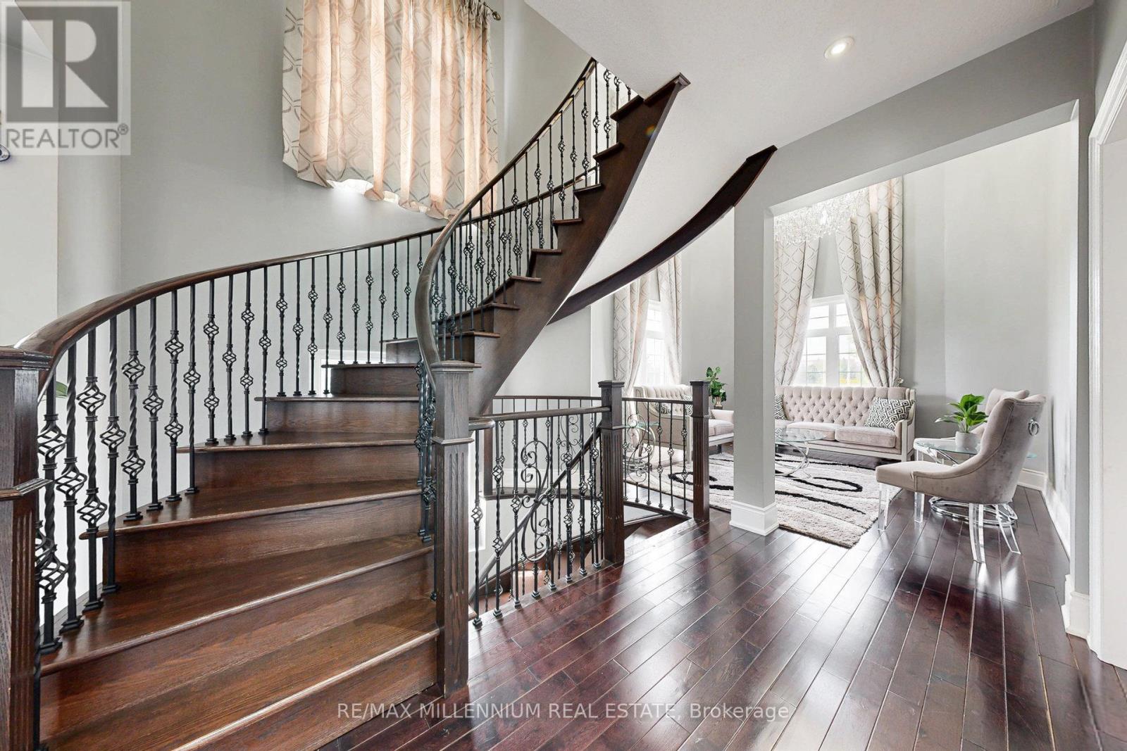 1 Pine Landing Trail, Brampton, Ontario  L6R 3H4 - Photo 8 - W12157084