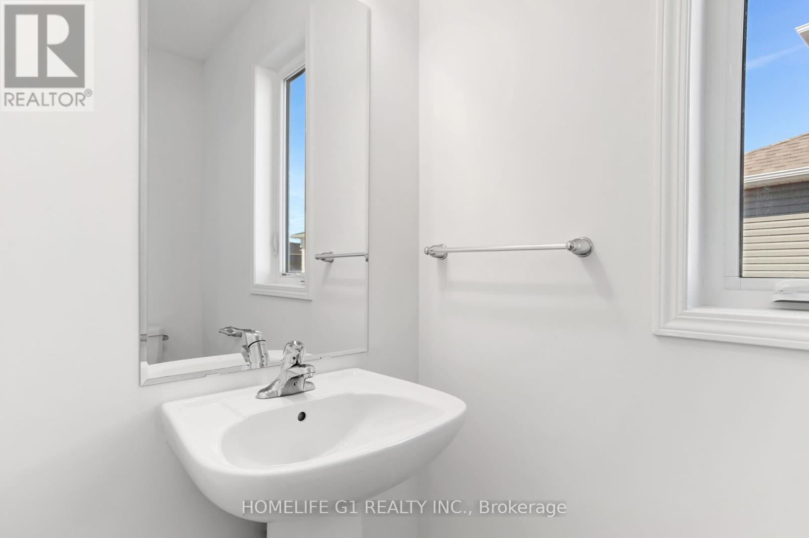 24 Chambery Street, Bracebridge, Ontario  P1L 0N4 - Photo 5 - X12157100