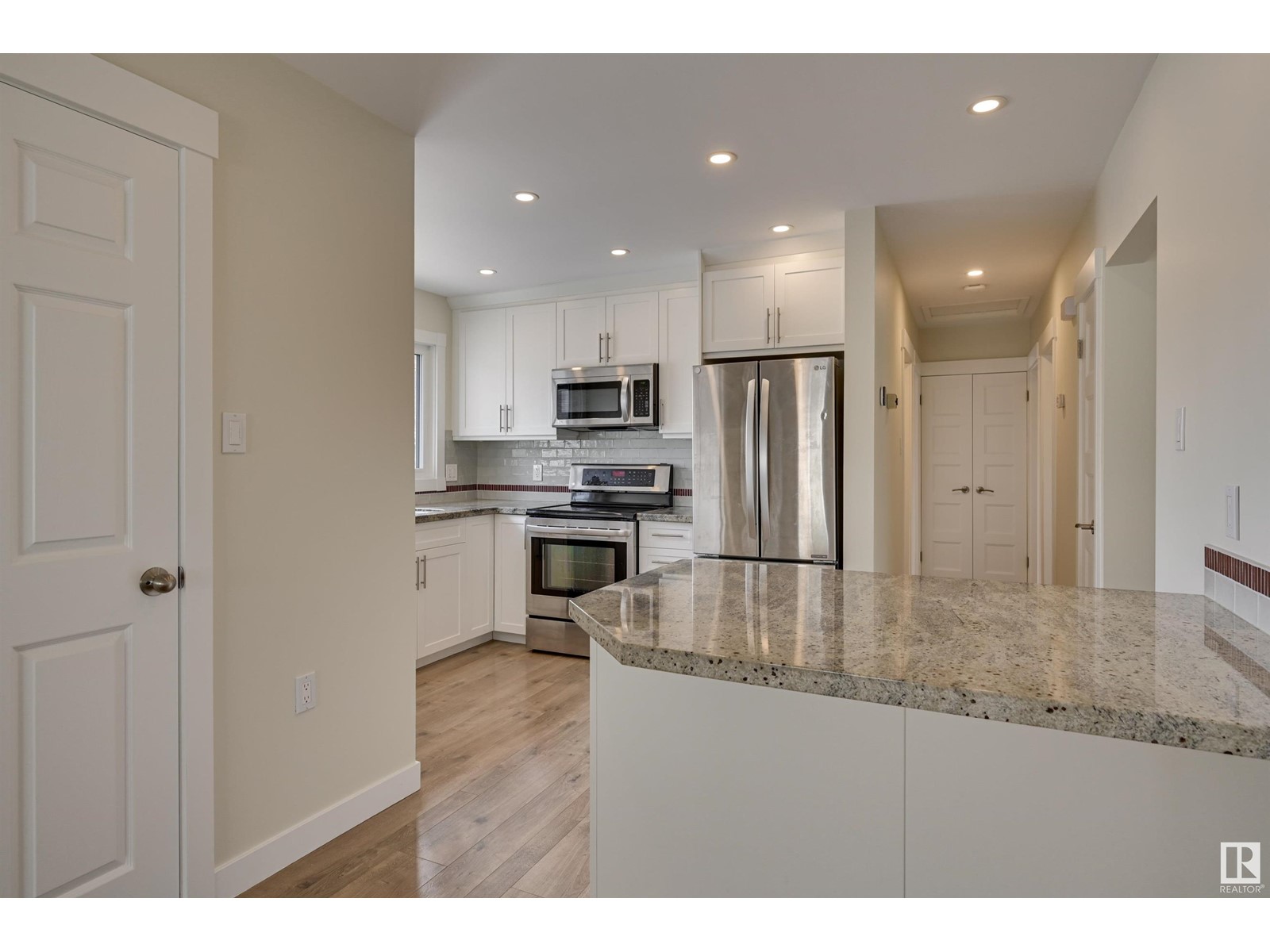 5811 113b St Nw, Edmonton, Alberta  T6H 3J4 - Photo 11 - E4427799