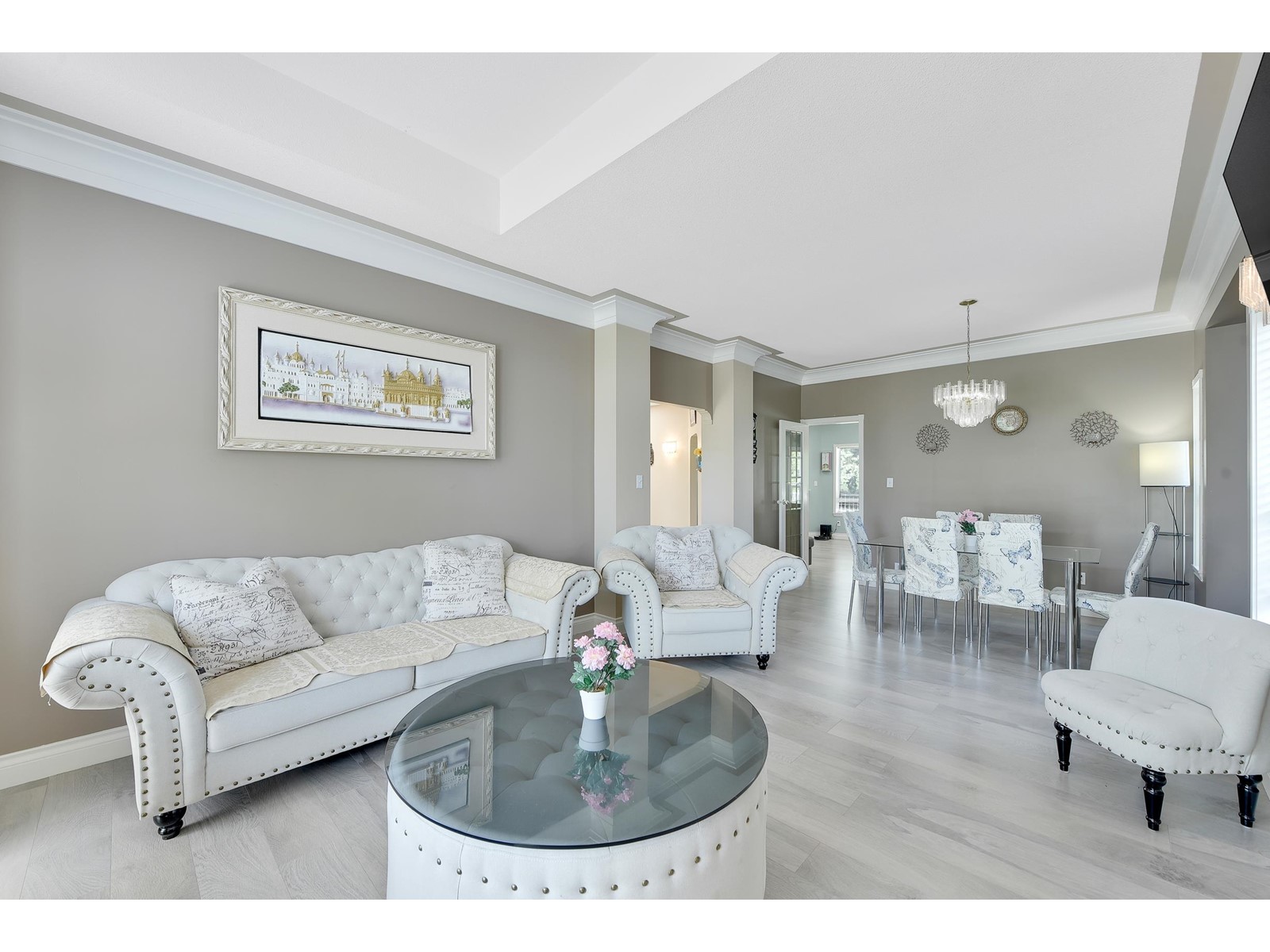Property at 36047 EMPRESS DRIVE image 4