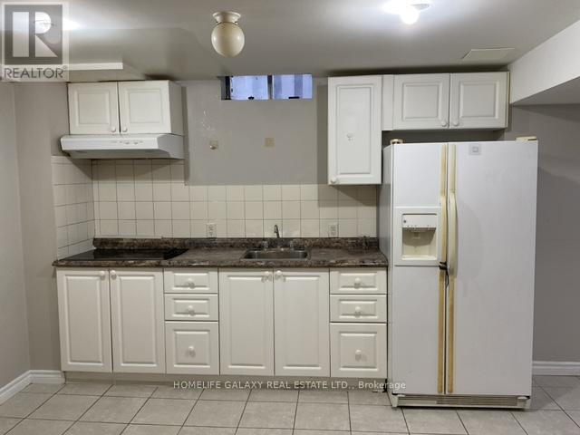 Bsmt - 5488 Loonlake Avenue, Mississauga, Ontario  L5V 2J6 - Photo 3 - W12157068