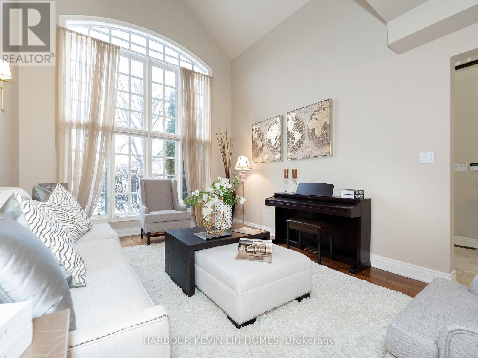 85 Lagani Avenue, Richmond Hill, Ontario  L4B 3C6 - Photo 8 - N12157109