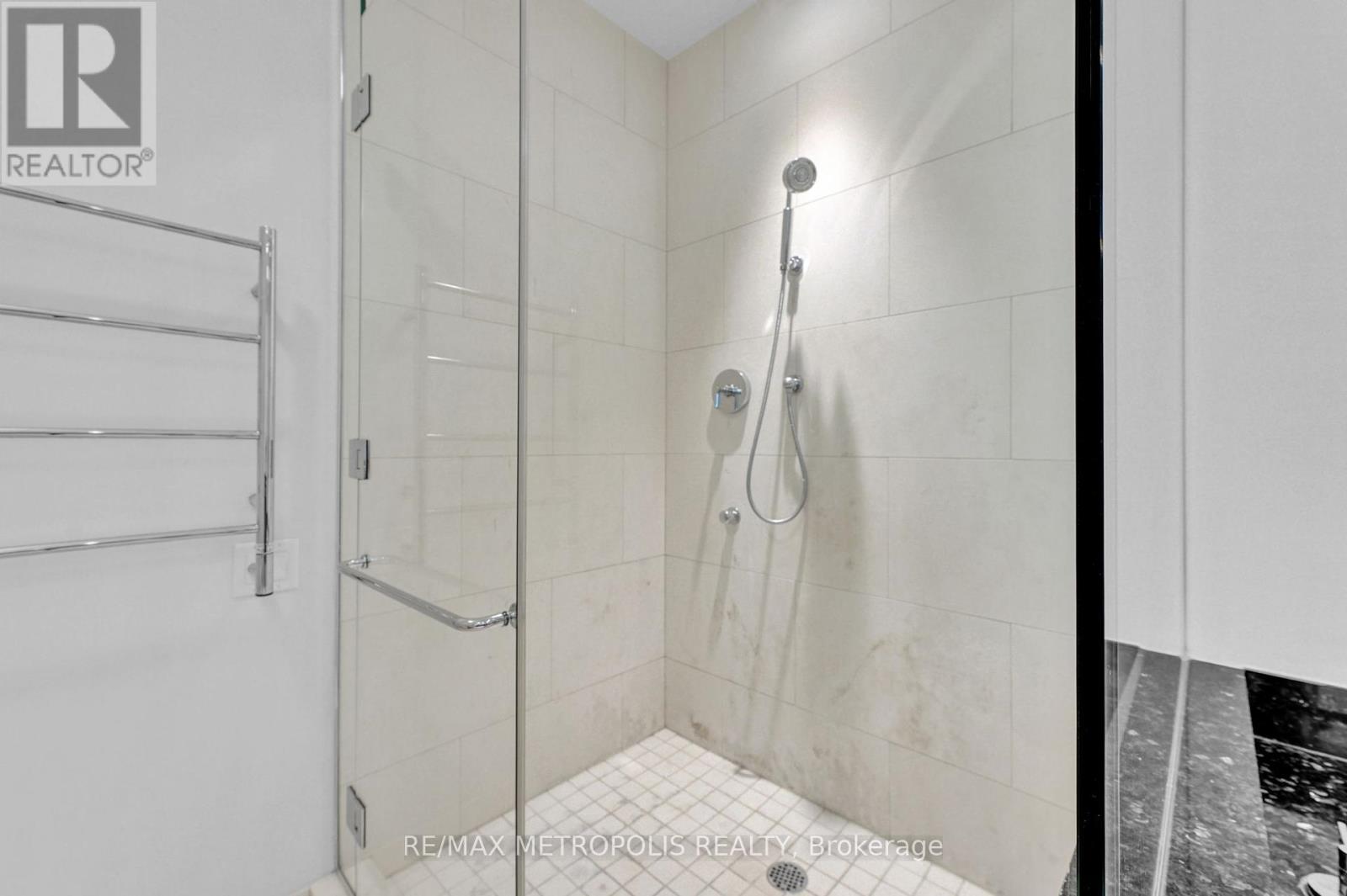3103 - 183 Wellington Street W, Toronto, Ontario  M5V 0A1 - Photo 23 - C12149068