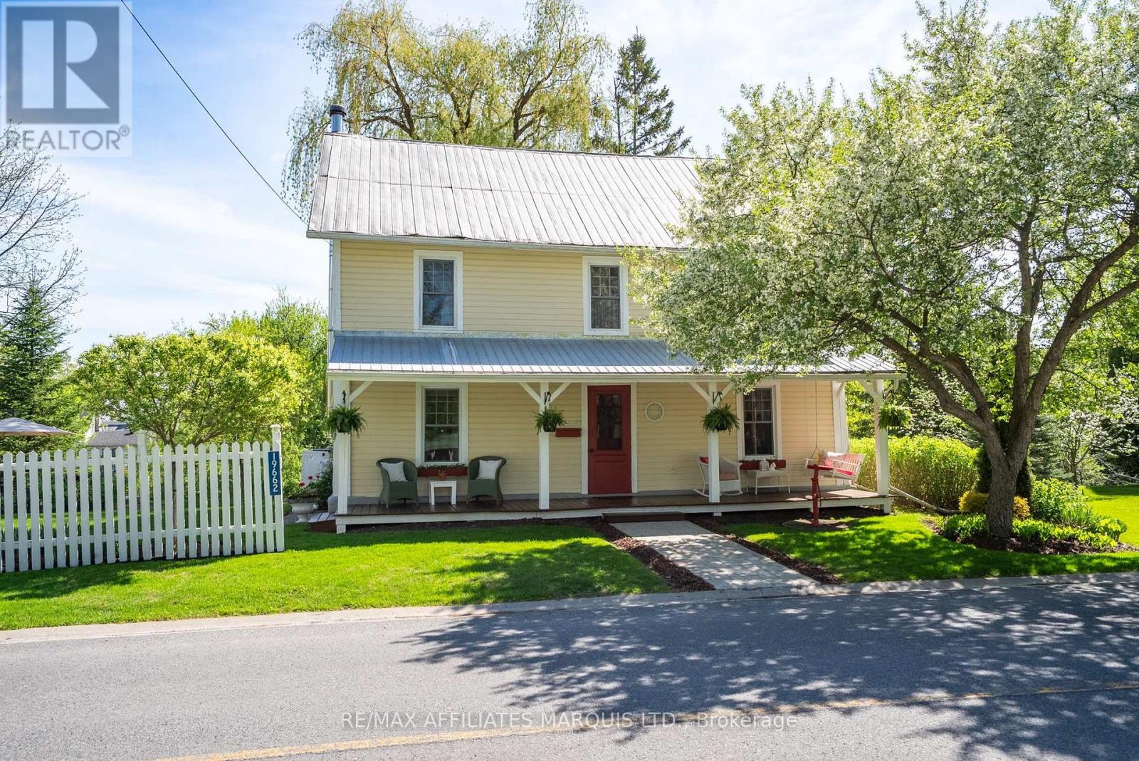 19662 John Street, South Glengarry, Ontario  K0C 2J0 - Photo 3 - X12157121