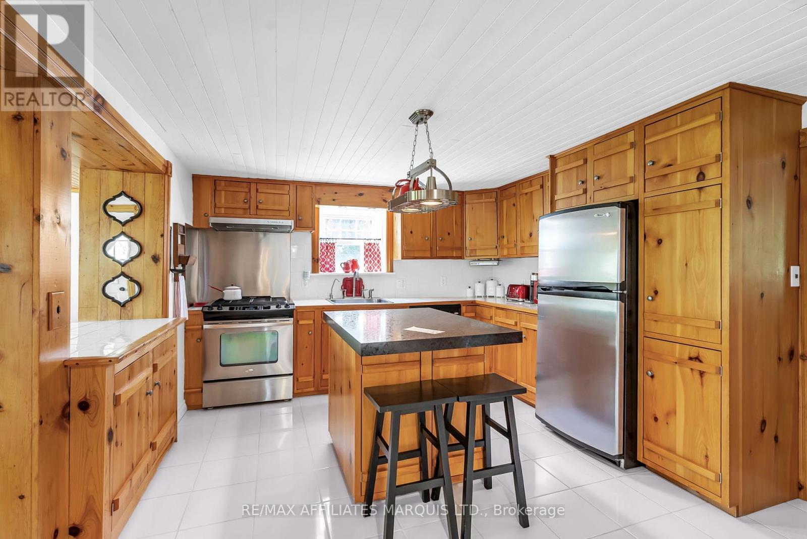 19662 John Street, South Glengarry, Ontario  K0C 2J0 - Photo 7 - X12157121