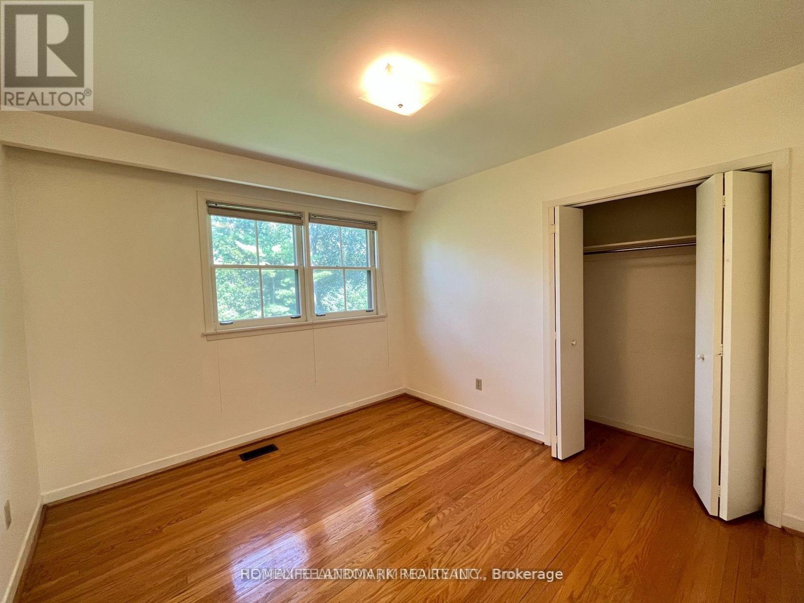 131 Bannatyne Drive, Toronto, Ontario  M2L 2P5 - Photo 14 - C12157126