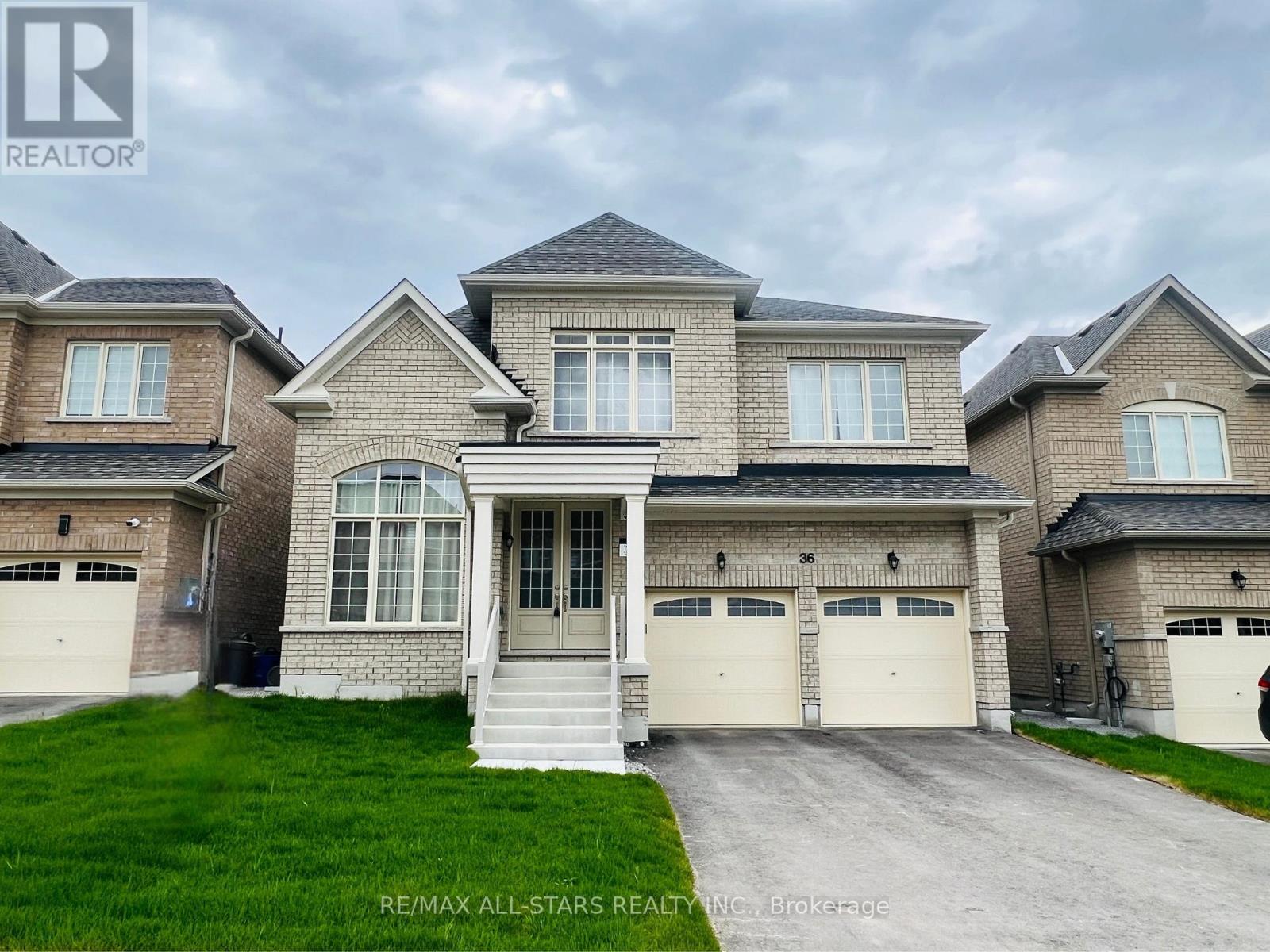 36 Faimira Avenue, Georgina, Ontario  L4P 0S5 - Photo 1 - N12094685