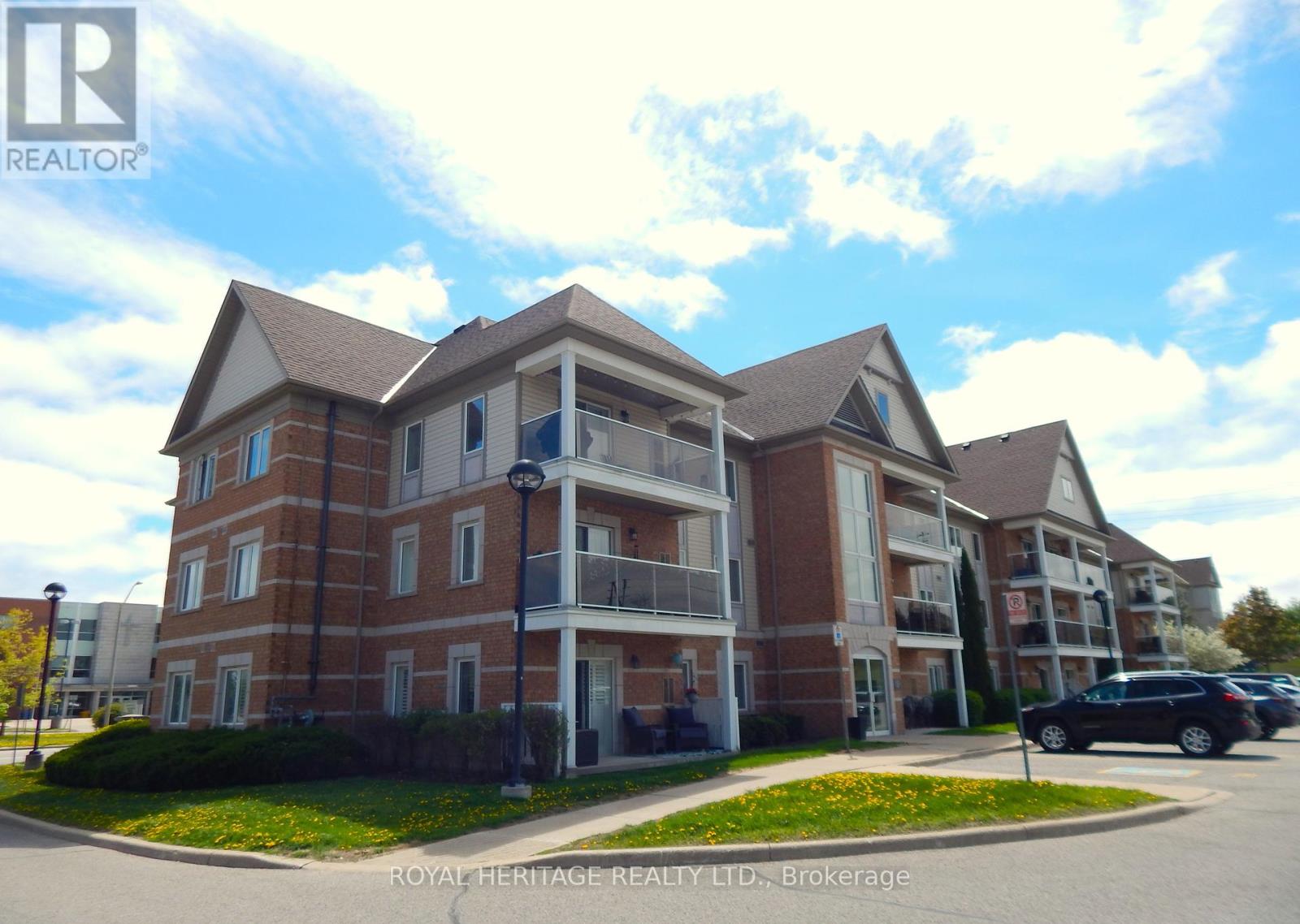 307 - 132 Aspen Springs Drive, Clarington, Ontario  L1C 0H1 - Photo 11 - E12153494