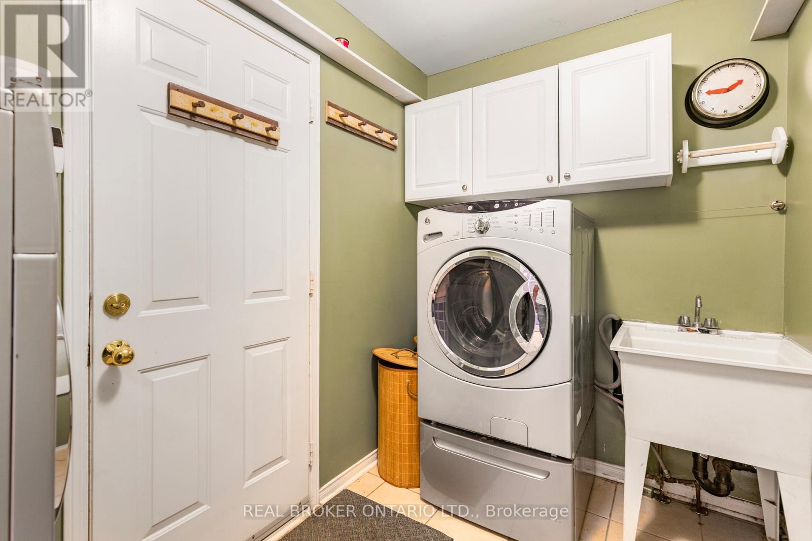 56 Lockheed Crescent, Brampton, Ontario  L7A 3G4 - Photo 11 - W12157140