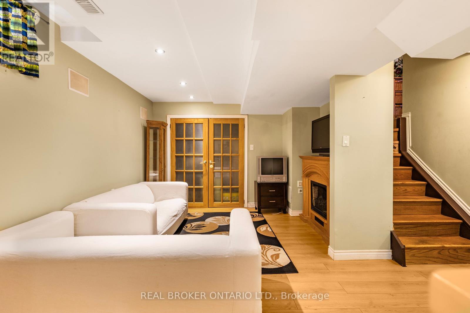 56 Lockheed Crescent, Brampton, Ontario  L7A 3G4 - Photo 29 - W12157140