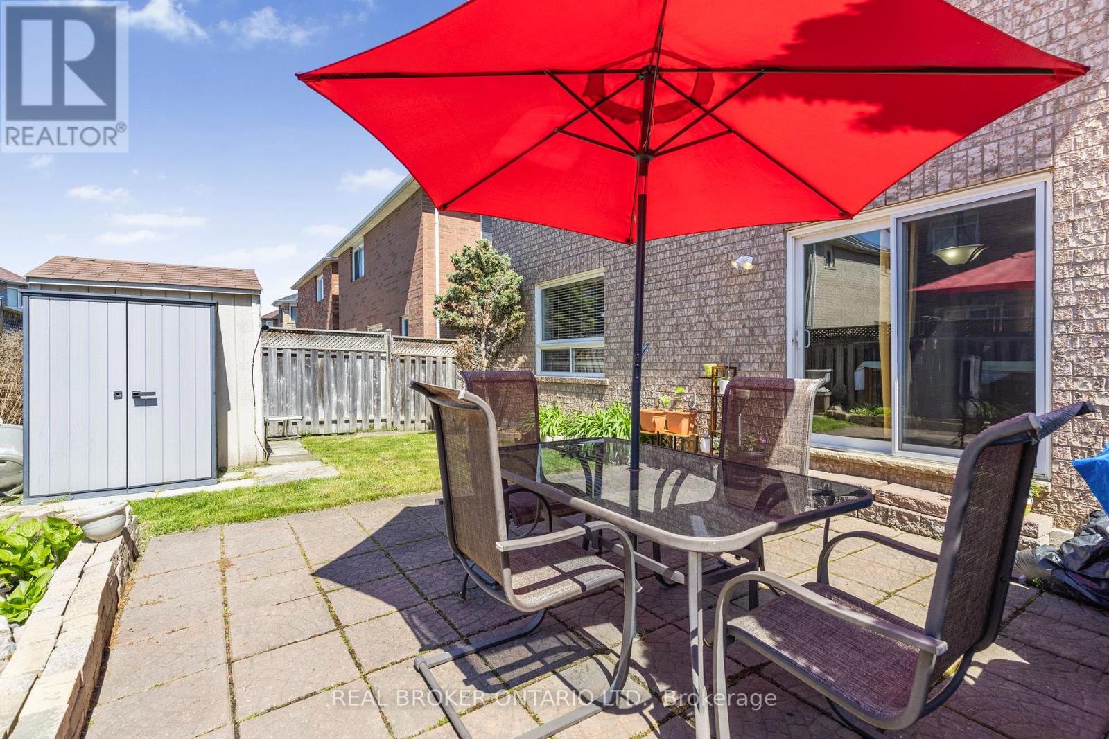 56 Lockheed Crescent, Brampton, Ontario  L7A 3G4 - Photo 32 - W12157140