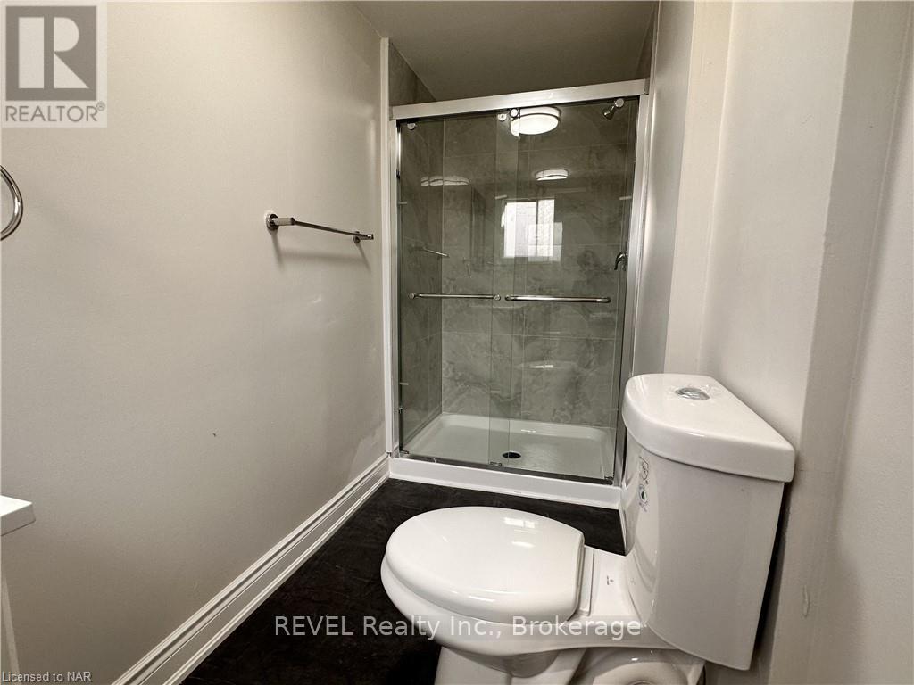 94 Empire Street, Welland, Ontario  L3B 2L4 - Photo 21 - X12157157