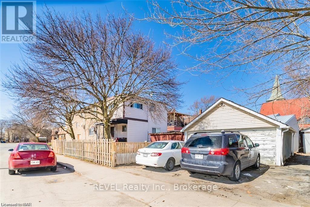 Property at 94 EMPIRE STREET image 3